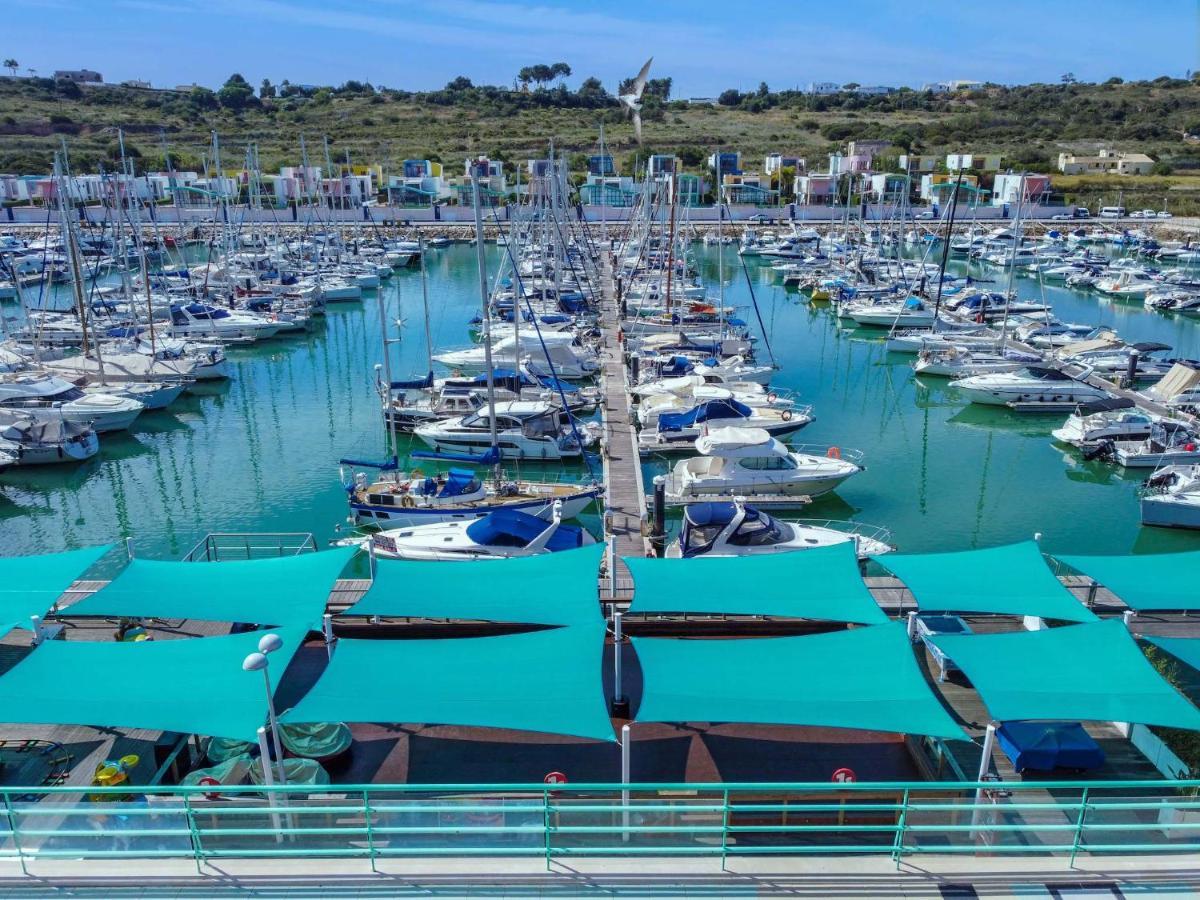 Luxury 1 Bedroom Apartment, Marina De Albufeira Exterior photo